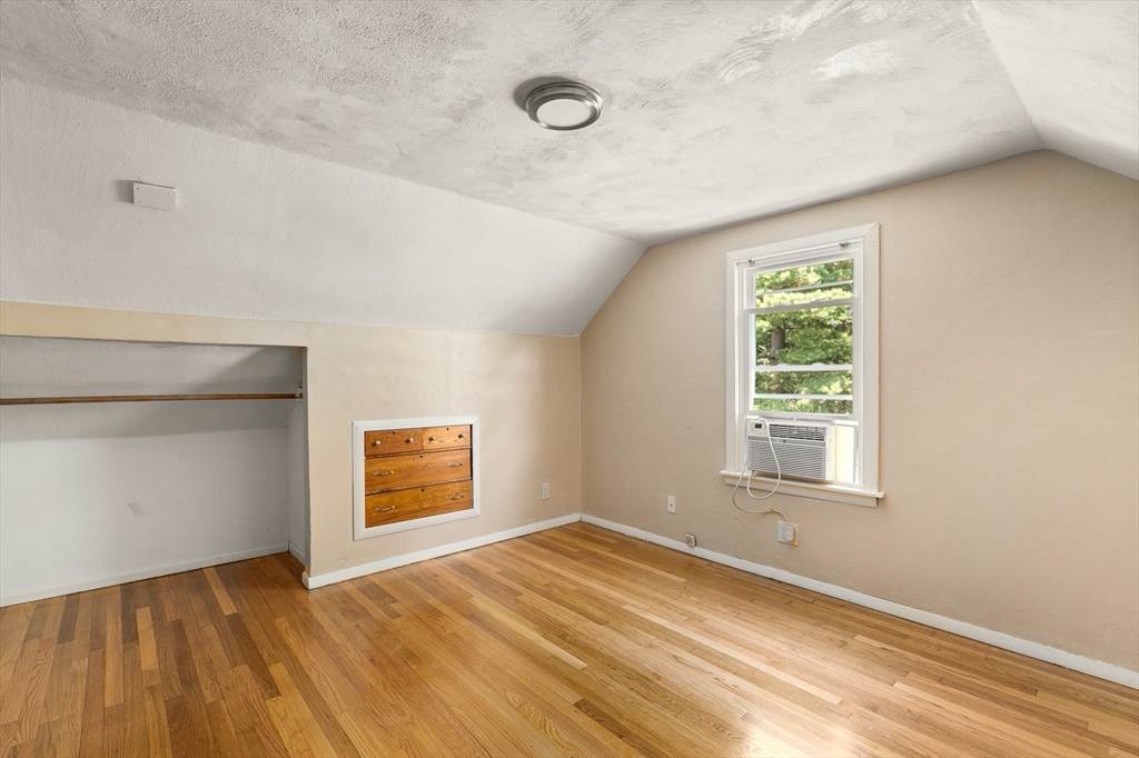 165 Mount Vernon Road Chicopee, MA 01013 - Photo 33 of 42 Gallery Image 33