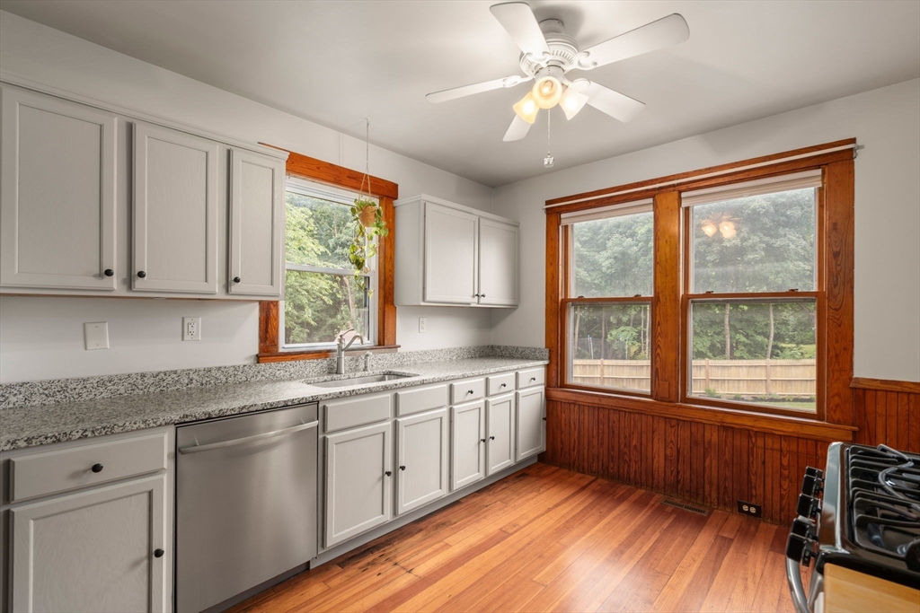 18 Shears Street Wrentham, MA 02093 - Photo 29 of 42