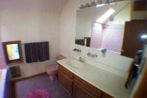 5019 Hounds Ear Road Tobyhanna, PA 18466 - Photo 24 of 44 Main Bath Second Level