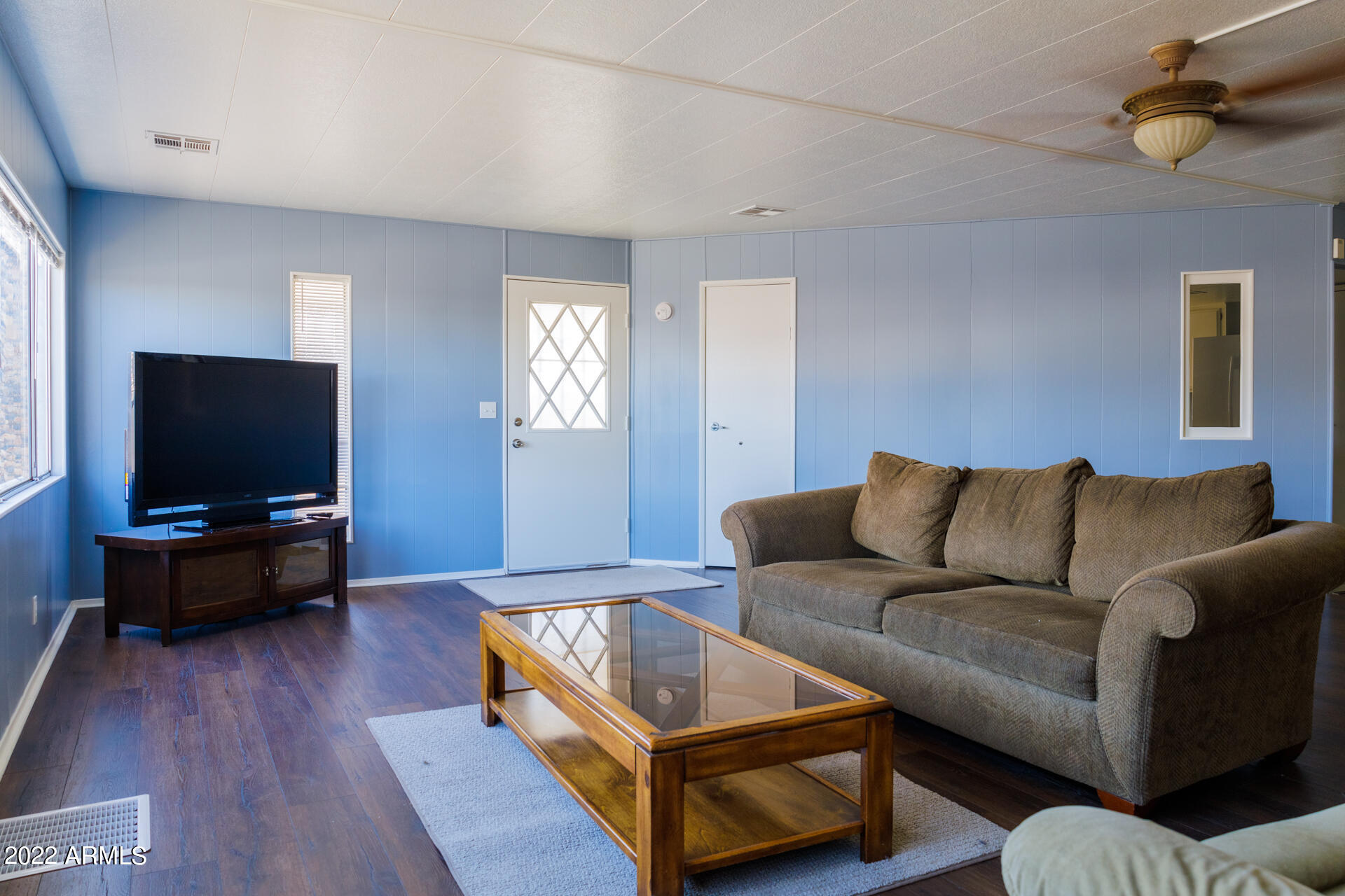 2401 West Southern Avenue, Unit 131 Tempe, AZ 85282 - Photo 11 of 45 Nicole_Ricci-Unit_131-11 Matthew Ricci