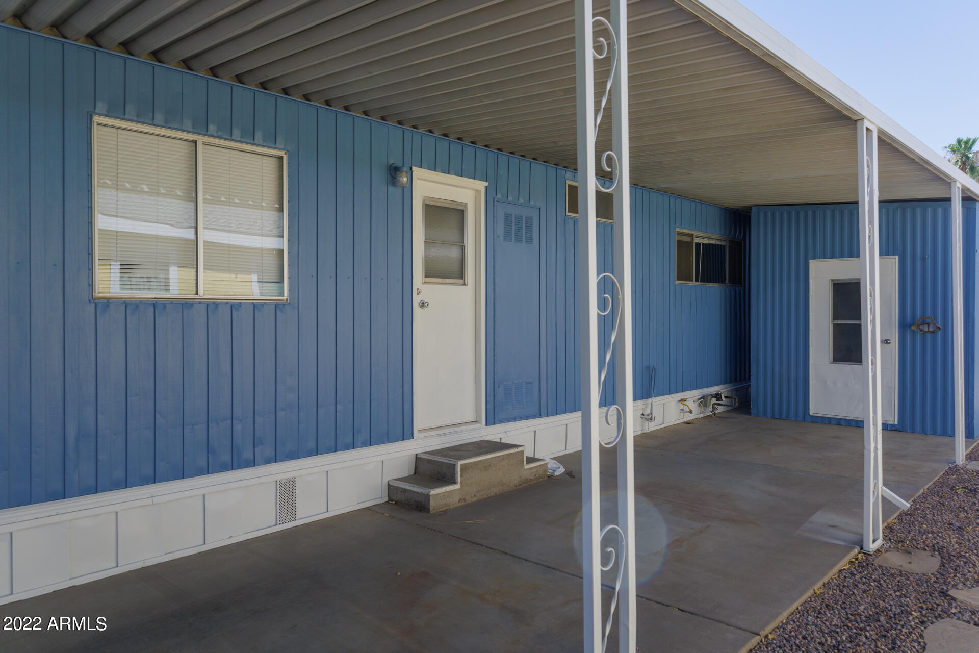 2401 West Southern Avenue, Unit 131 Tempe, AZ 85282 - Photo 6 of 45 Nicole_Ricci-Unit_131-06 Matthew Ricci