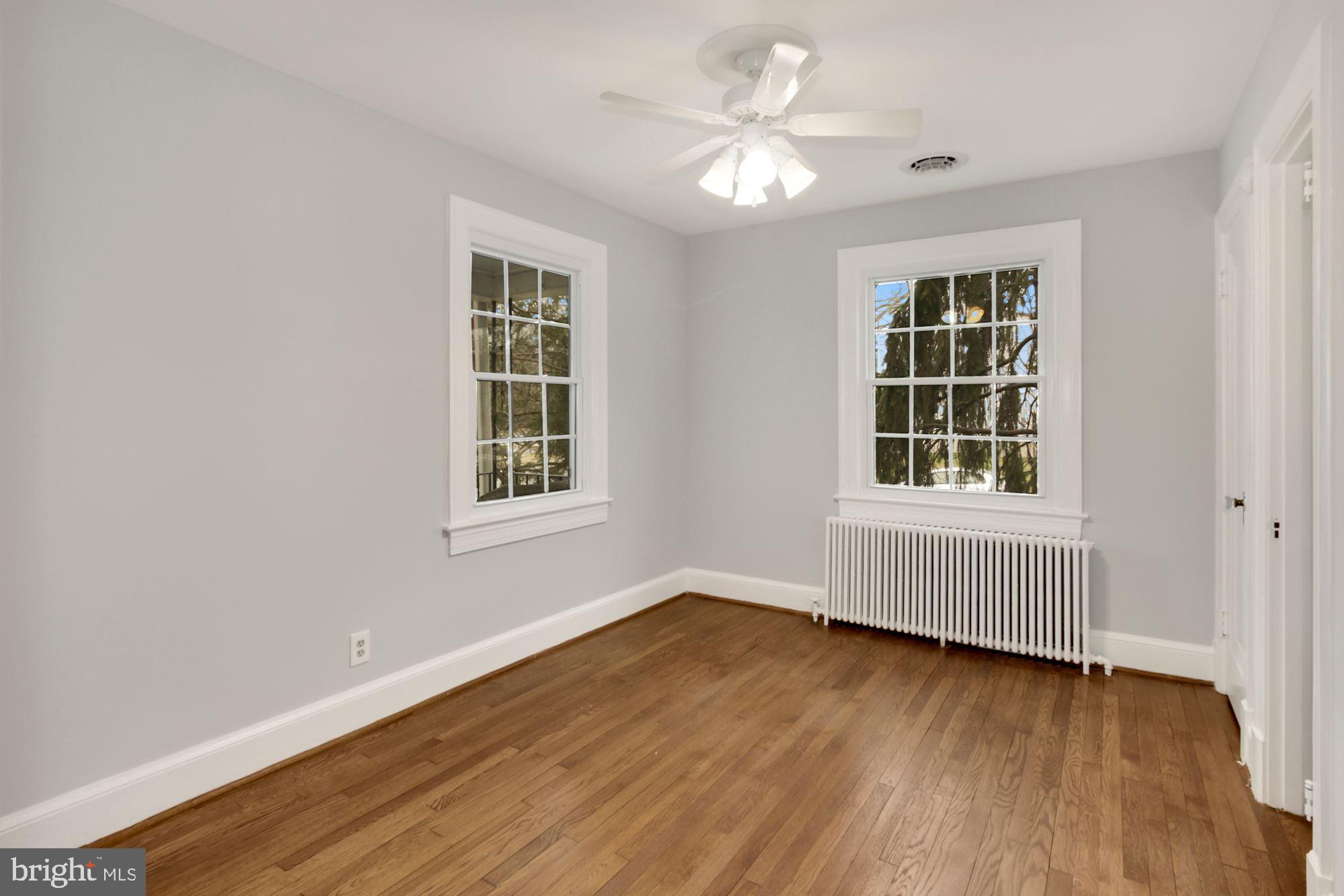 801 Violet Place Silver Spring, MD 20910 - Photo 17 of 35 Bedroom #1