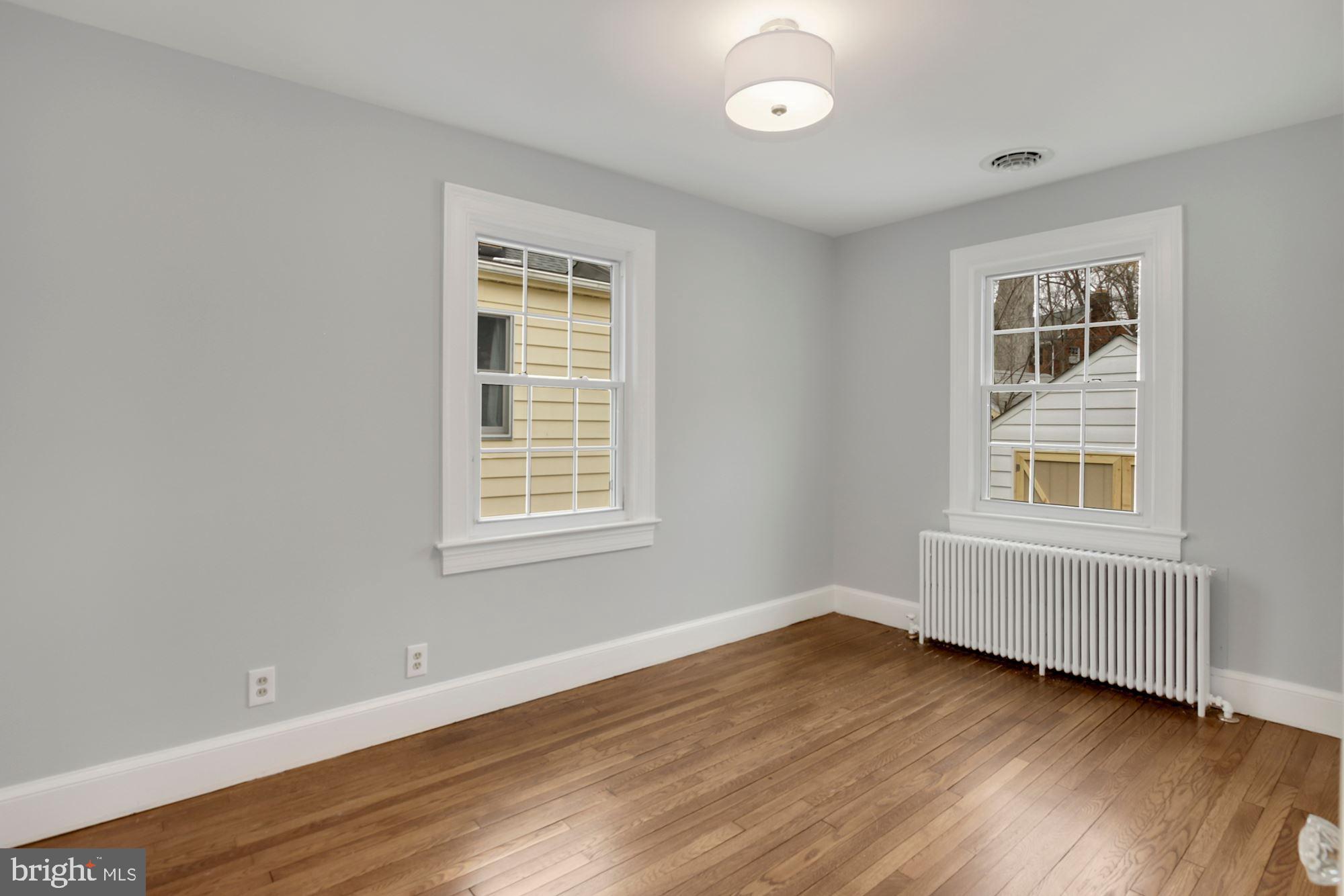 801 Violet Place Silver Spring, MD 20910 - Photo 22 of 35 Bedroom #3