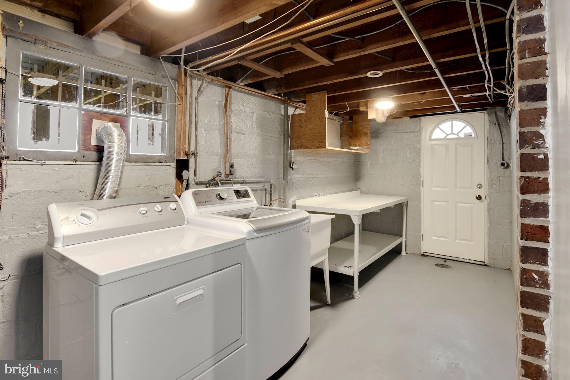 801 Violet Place Silver Spring, MD 20910 - Photo 27 of 35 Laundry area, walkout steps
