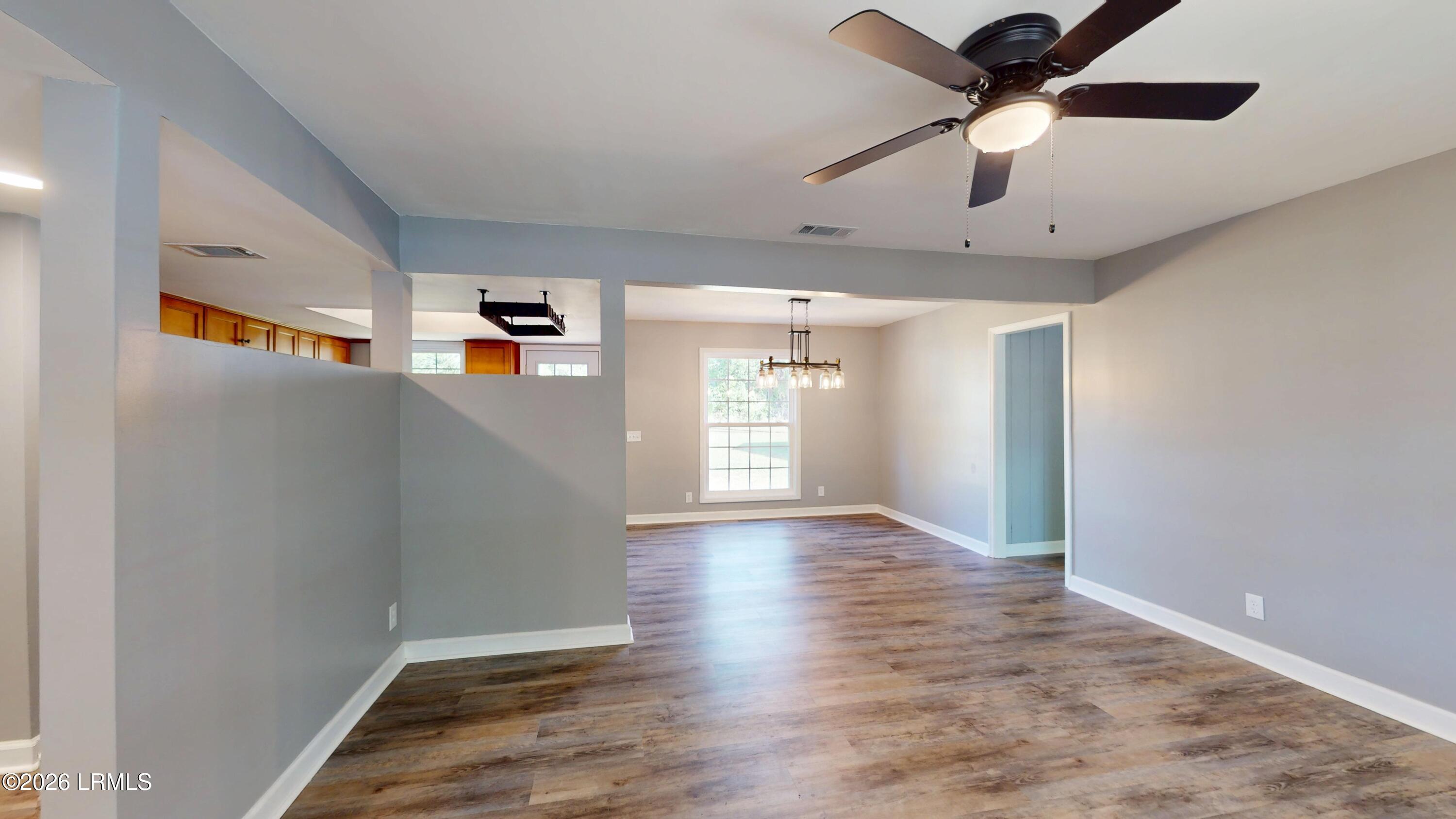 4027 Shell Point Road Beaufort, SC 29906 - Photo 7 of 48 4027-Shell-Point-Road-04082026_202514