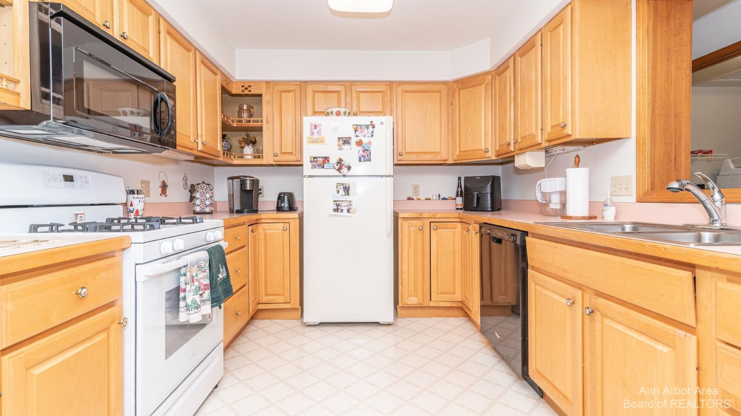 6794 Ridge Highway Britton, MI 49229 - Photo 23 of 71 Photo 24