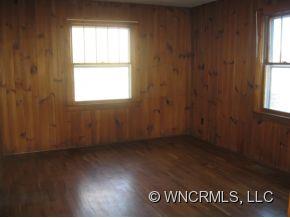 400 Johnson Road Brevard, NC 28712 - Photo 14 of 18 Gallery Image 14