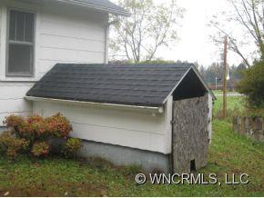 400 Johnson Road Brevard, NC 28712 - Photo 3 of 18 Gallery Image 3