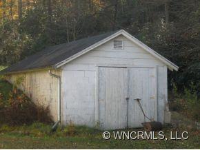 400 Johnson Road Brevard, NC 28712 - Photo 4 of 18 Gallery Image 4