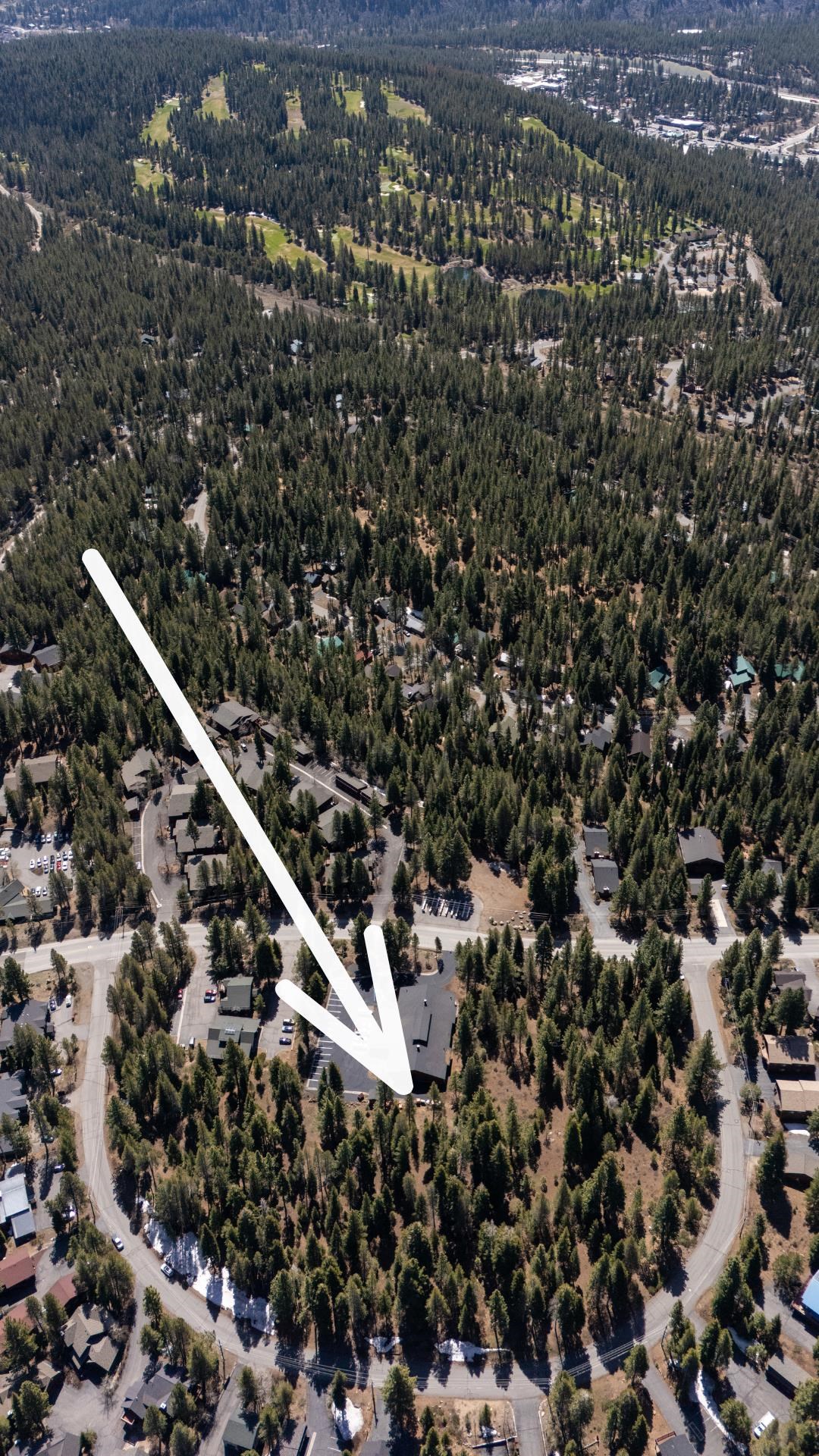 12685 Zurich Place Truckee, CA 96161 - Photo 3 of 11 a view of a city