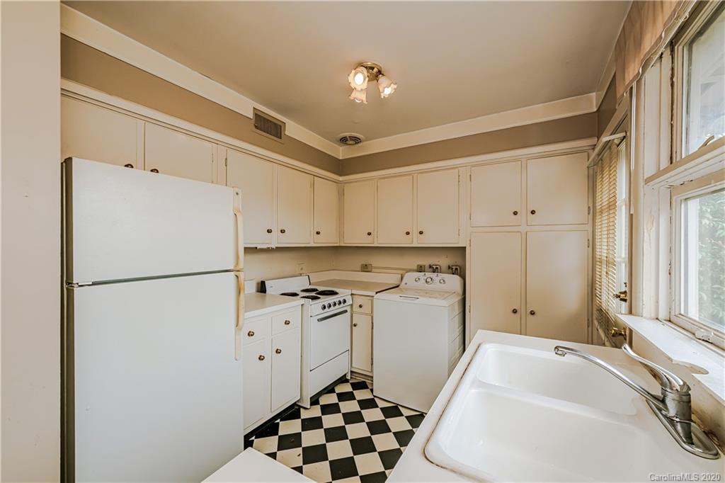 4223 Cheltenham Road Charlotte, NC 28211 - Photo 11 of 26 Gallery Image 11