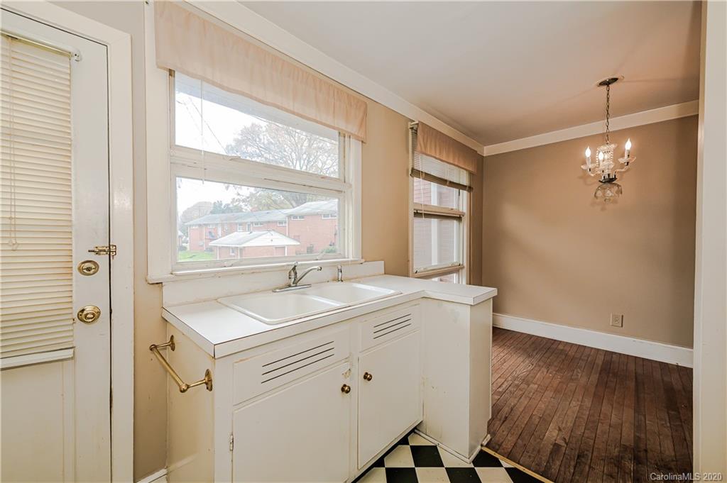 4223 Cheltenham Road Charlotte, NC 28211 - Photo 12 of 26 Gallery Image 12