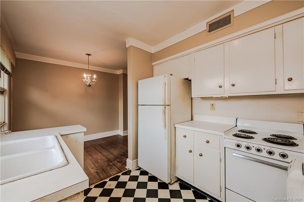 4223 Cheltenham Road Charlotte, NC 28211 - Photo 13 of 26 Gallery Image 13