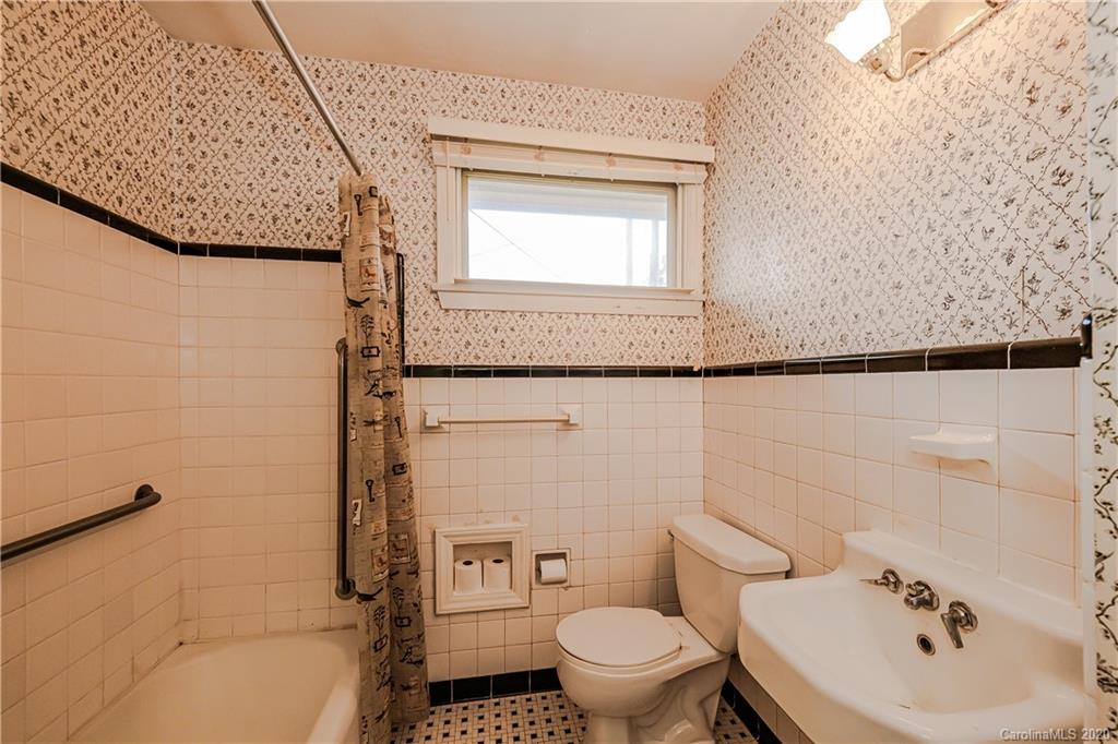 4223 Cheltenham Road Charlotte, NC 28211 - Photo 20 of 26 Gallery Image 20