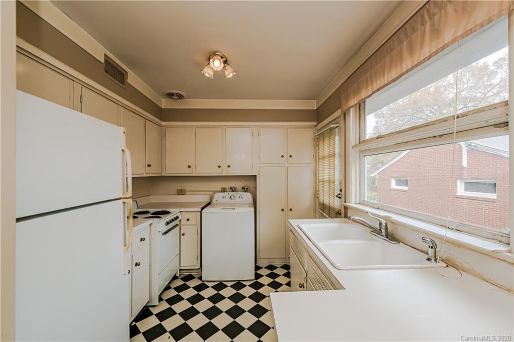 4223 Cheltenham Road Charlotte, NC 28211 - Photo 10 of 26 Gallery Image 10