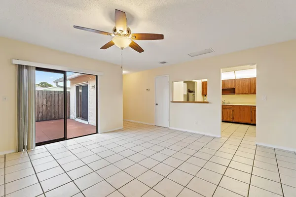 $199,900 | 3581 Southeast Cobia Way, Stuart, FL 34997