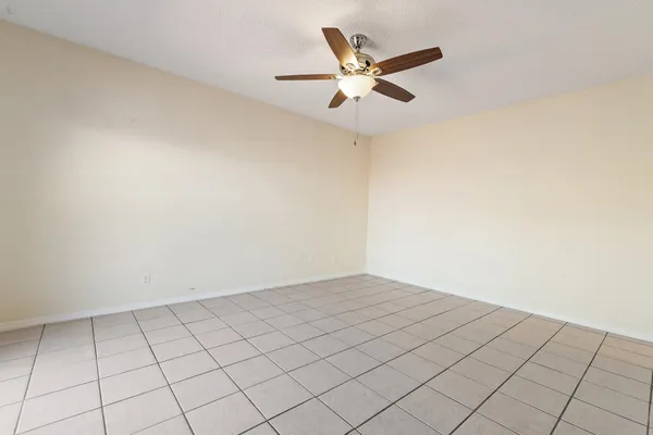 $199,900 | 3581 Southeast Cobia Way, Stuart, FL 34997