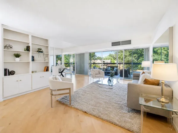 $1,388,888 | 101 Alma Street, Unit 201, Palo Alto, CA 94301