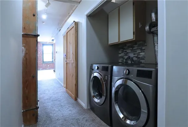 $279,000 | 200 Main Street, Unit 310, Kansas City, MO 64105