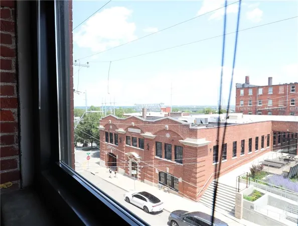 $279,000 | 200 Main Street, Unit 310, Kansas City, MO 64105