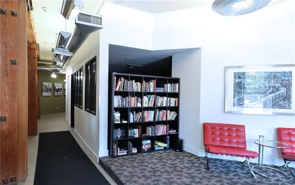 $279,000 | 200 Main Street, Unit 310, Kansas City, MO 64105