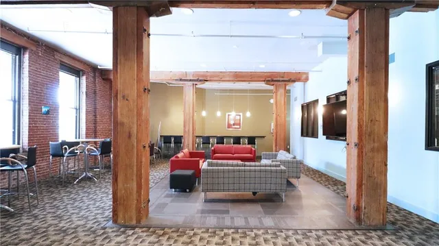 $289,000 | 200 Main Street, Unit 310, Kansas City, MO 64105