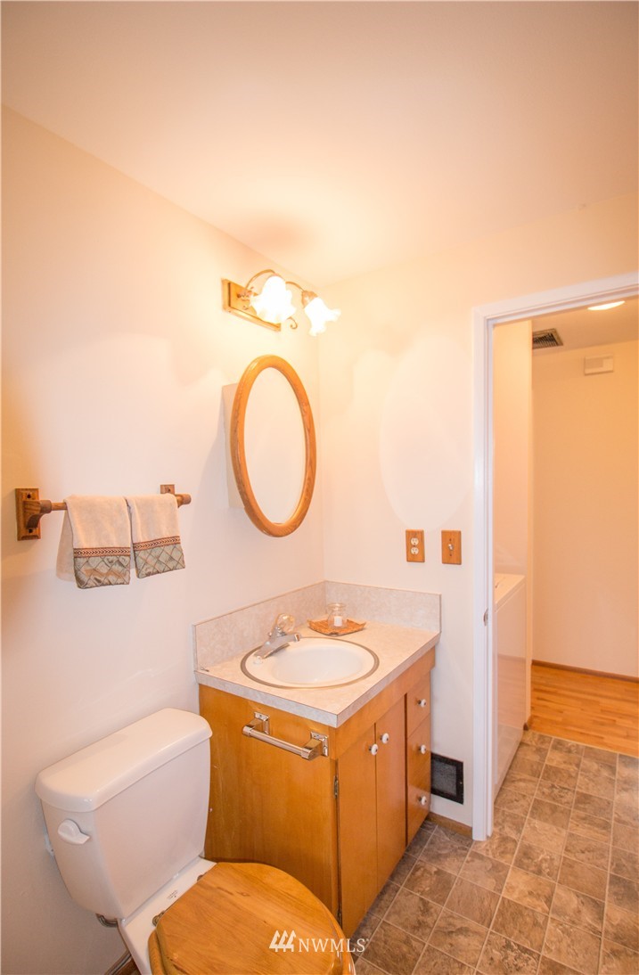 11620 Seminole Road Southwest Lakewood, WA 98499 - Photo 22 of 24 Gallery Image 22