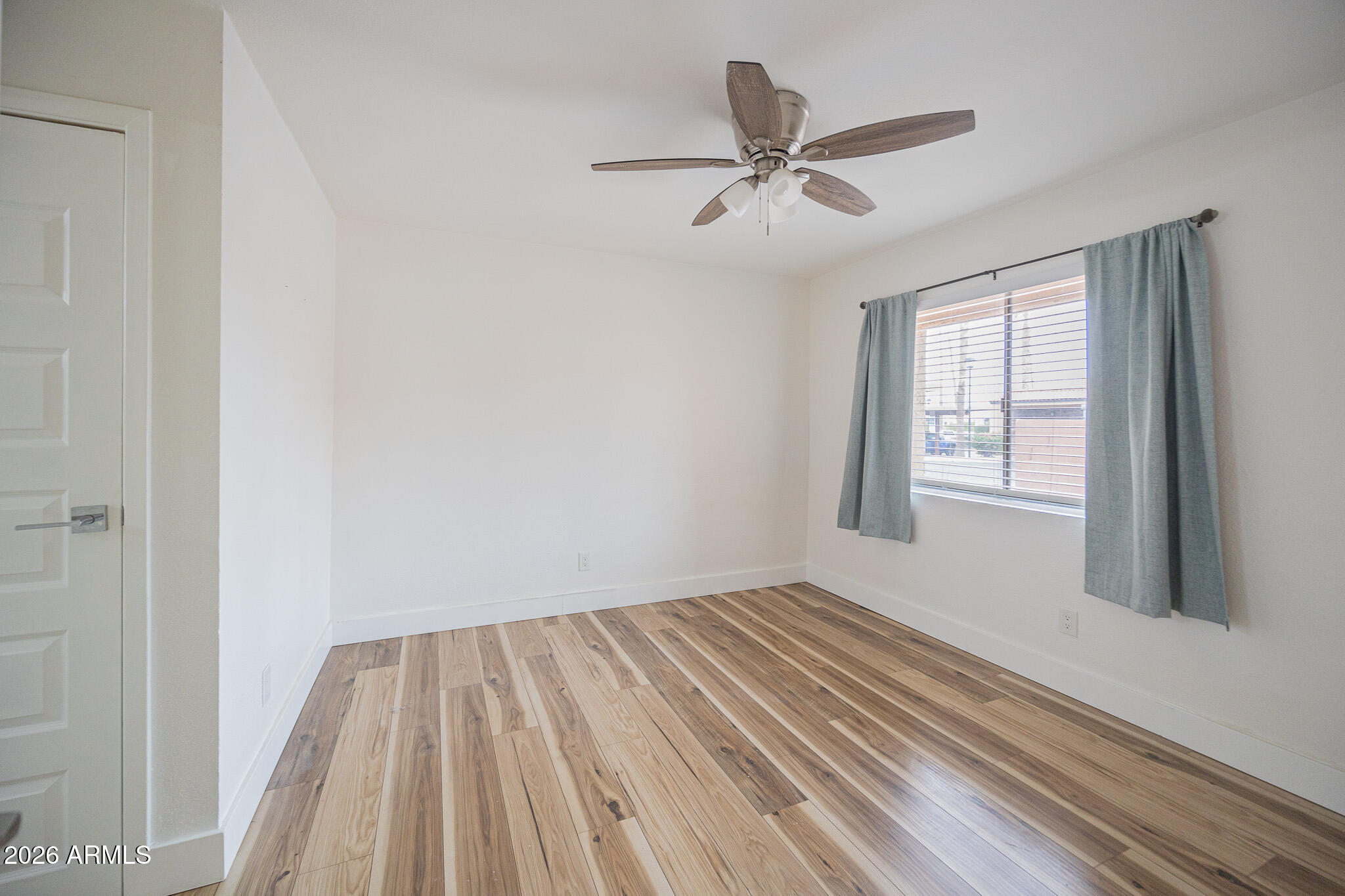 3511 East Baseline Road, Unit 1010 Phoenix, AZ 85042 - Photo 11 of 22 B33A8957