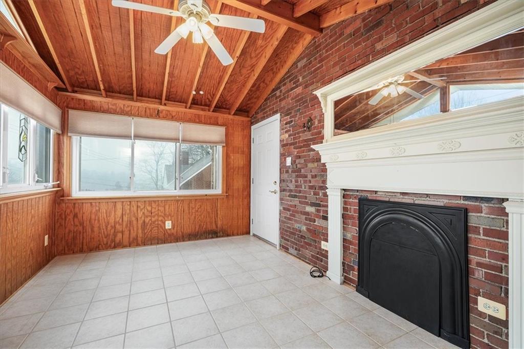 891 Rita Drive Pittsburgh, PA 15221 - Photo 9 of 26