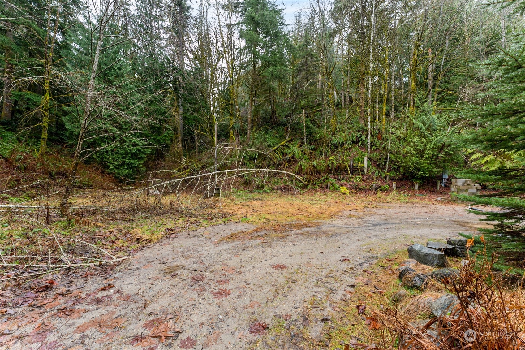 3323 McCary Road Southwest Port Orchard, WA 98367 - Photo 13 of 21 Gallery Image 13