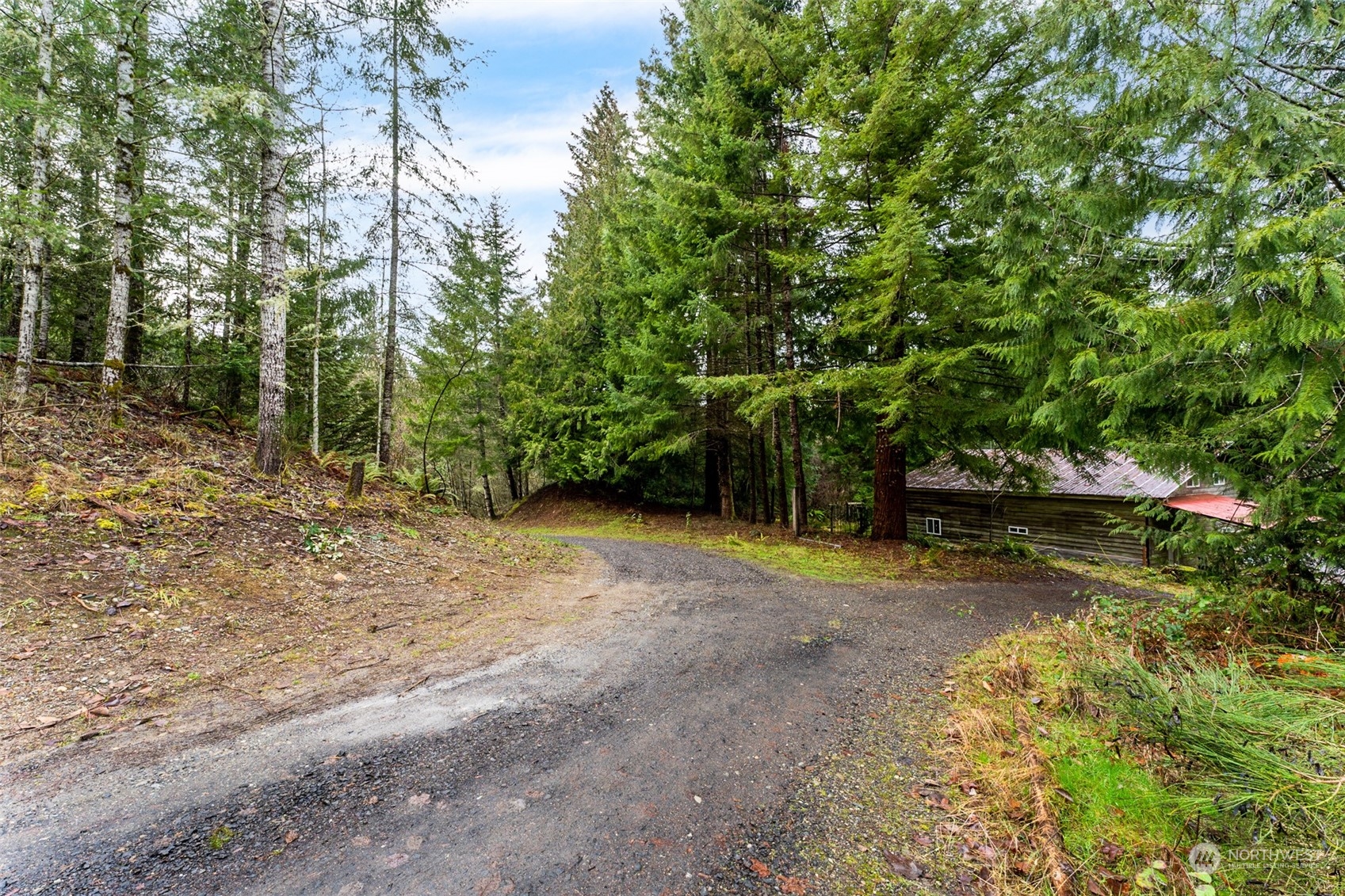 3323 McCary Road Southwest Port Orchard, WA 98367 - Photo 4 of 21 Gallery Image 4