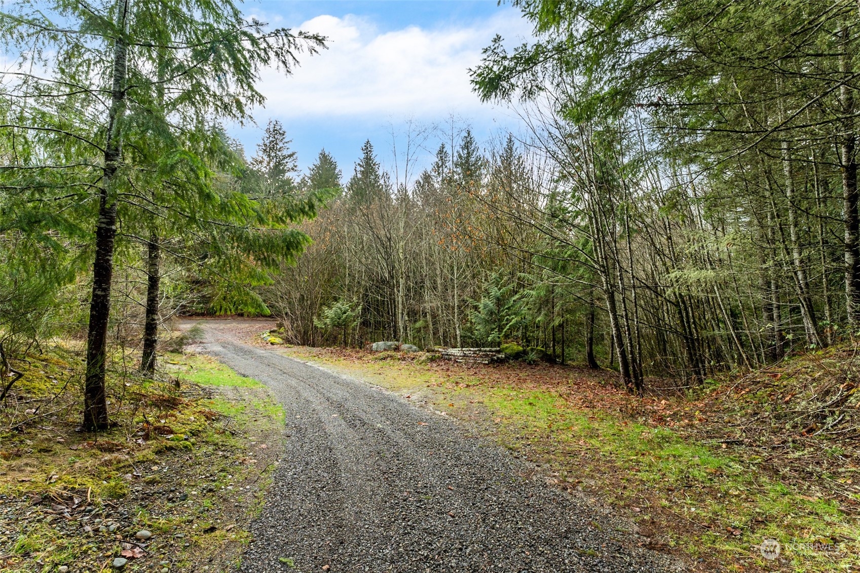 3323 McCary Road Southwest Port Orchard, WA 98367 - Photo 6 of 21 Gallery Image 6