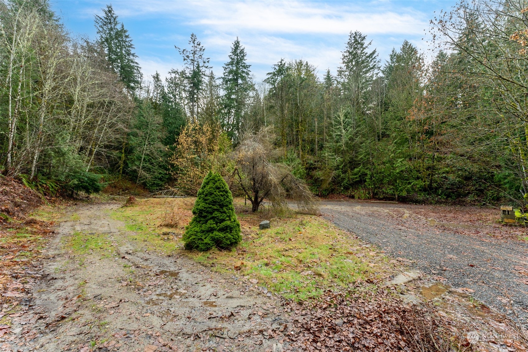 3323 McCary Road Southwest Port Orchard, WA 98367 - Photo 10 of 21 Gallery Image 10