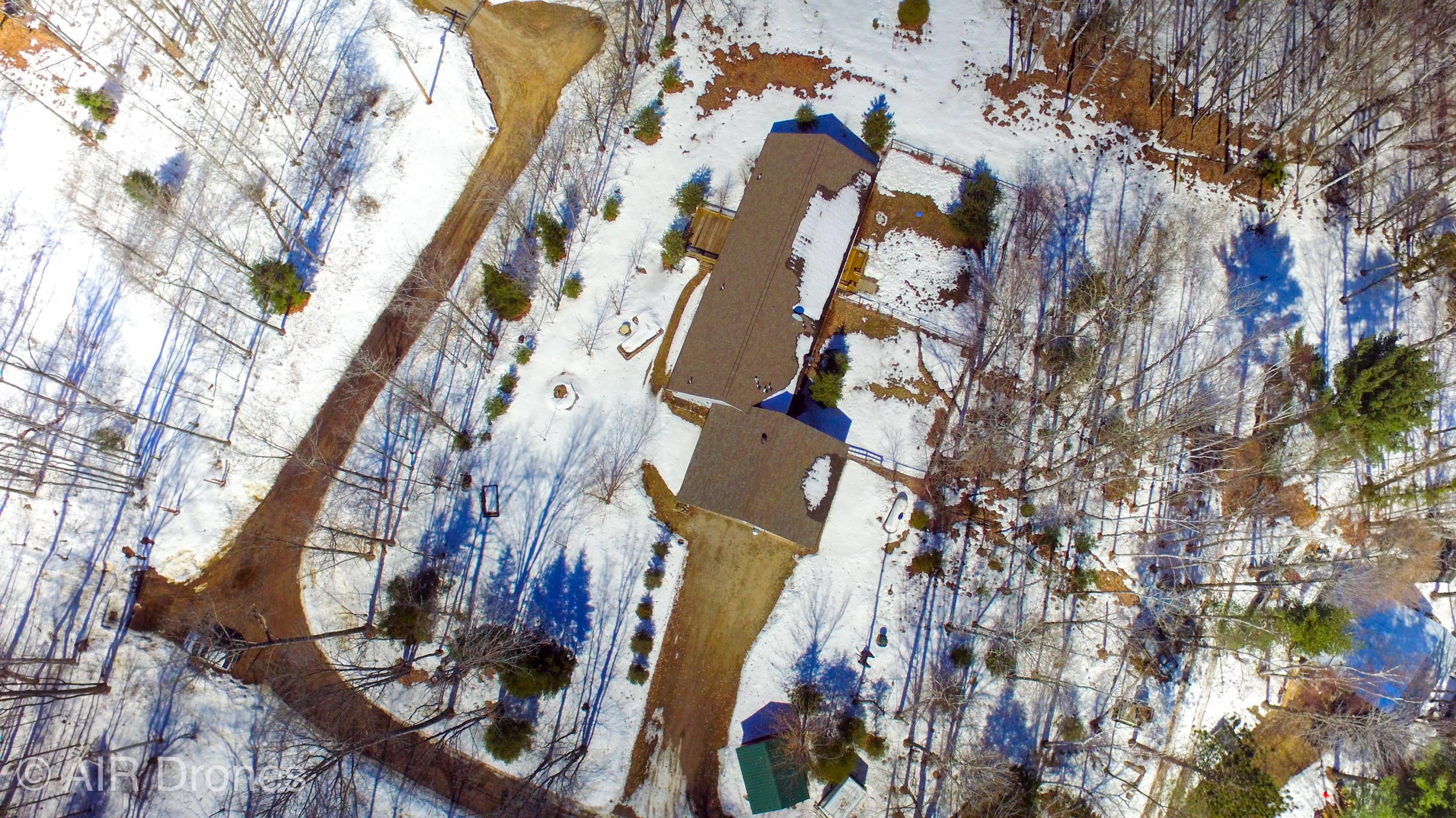 2494 West Silver Beach Road Cheboygan, MI 49721 - Photo 38 of 39 Gallery Image 38
