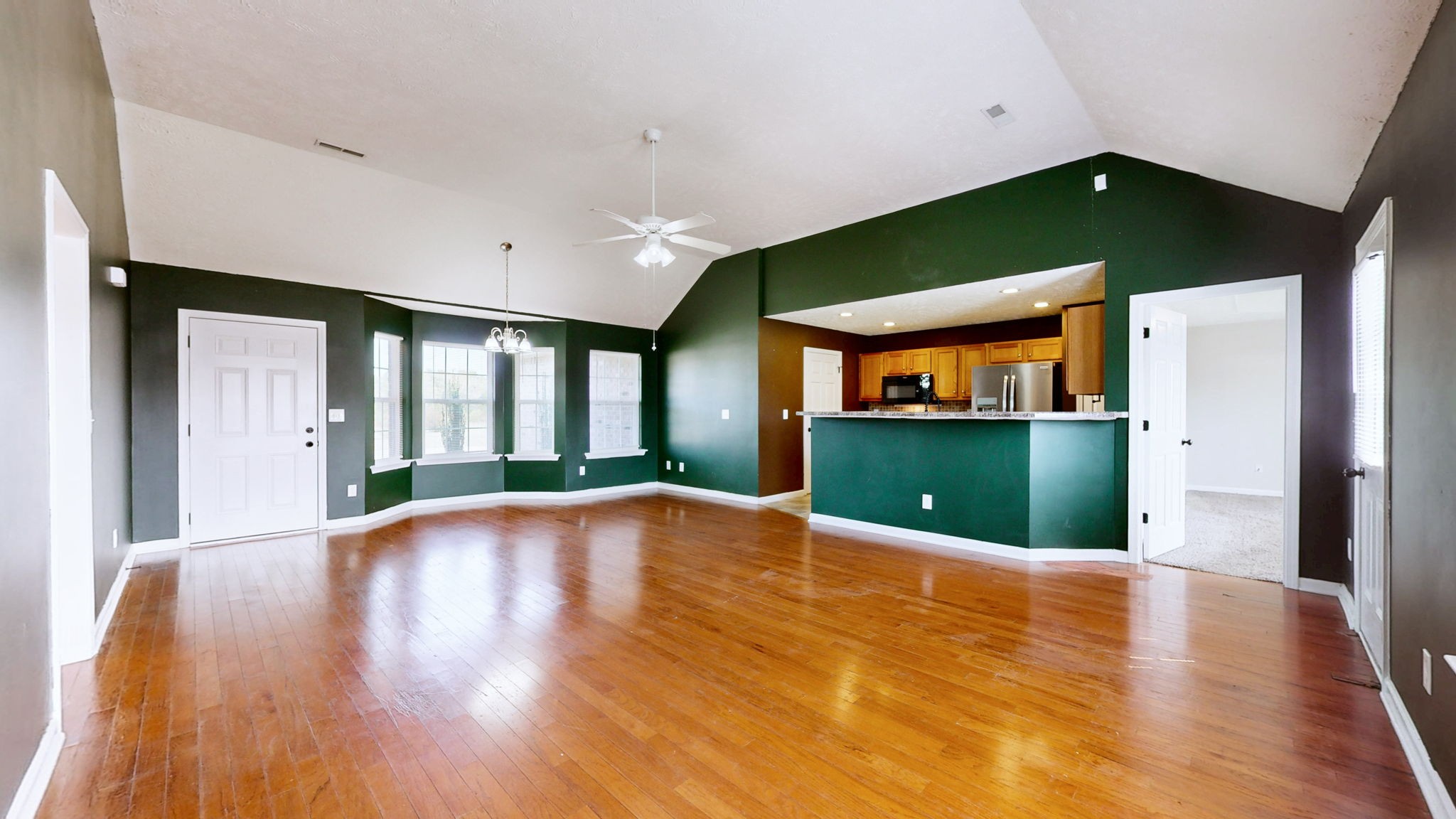 2716 Ridgewood Drive Christiana, TN 37037 - Photo 2 of 32