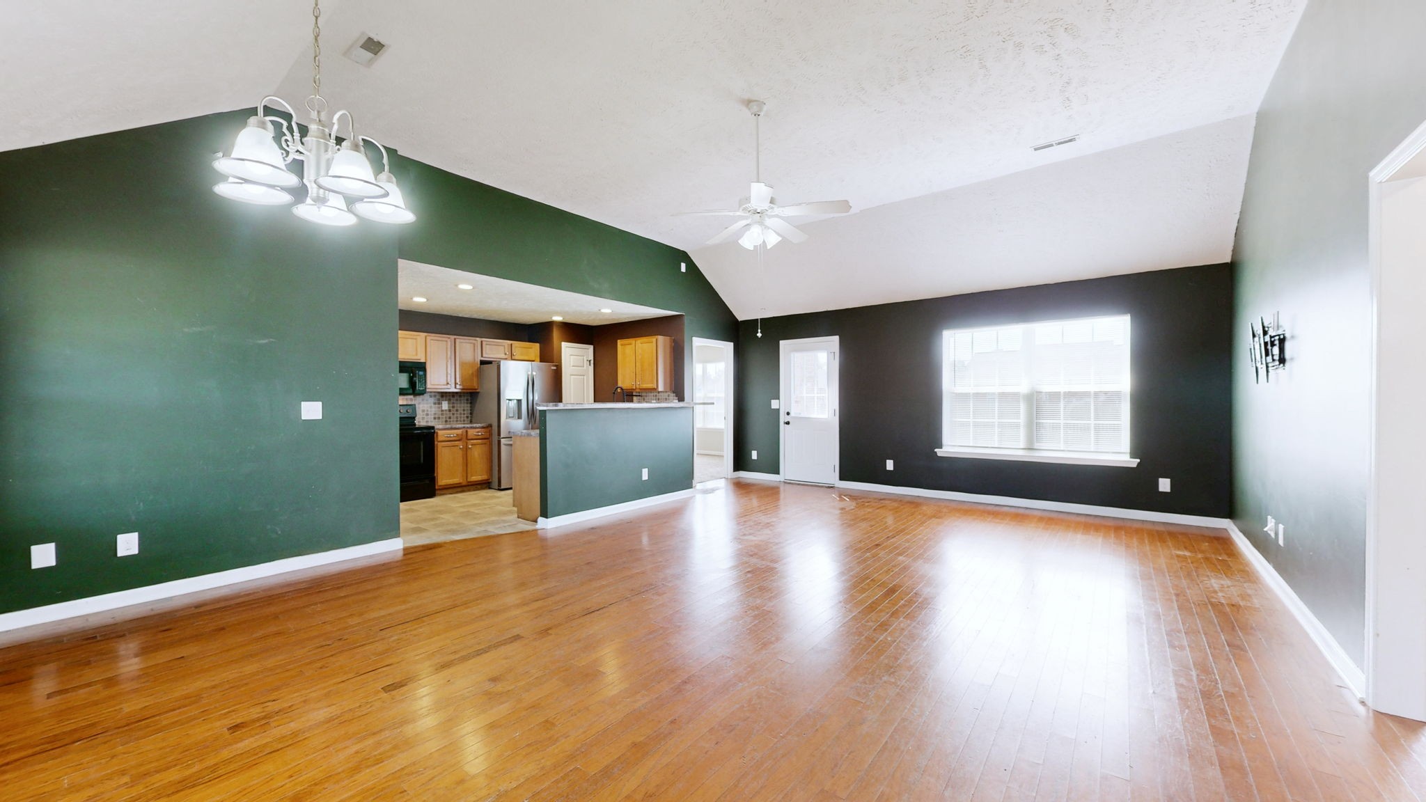 2716 Ridgewood Drive Christiana, TN 37037 - Photo 4 of 32