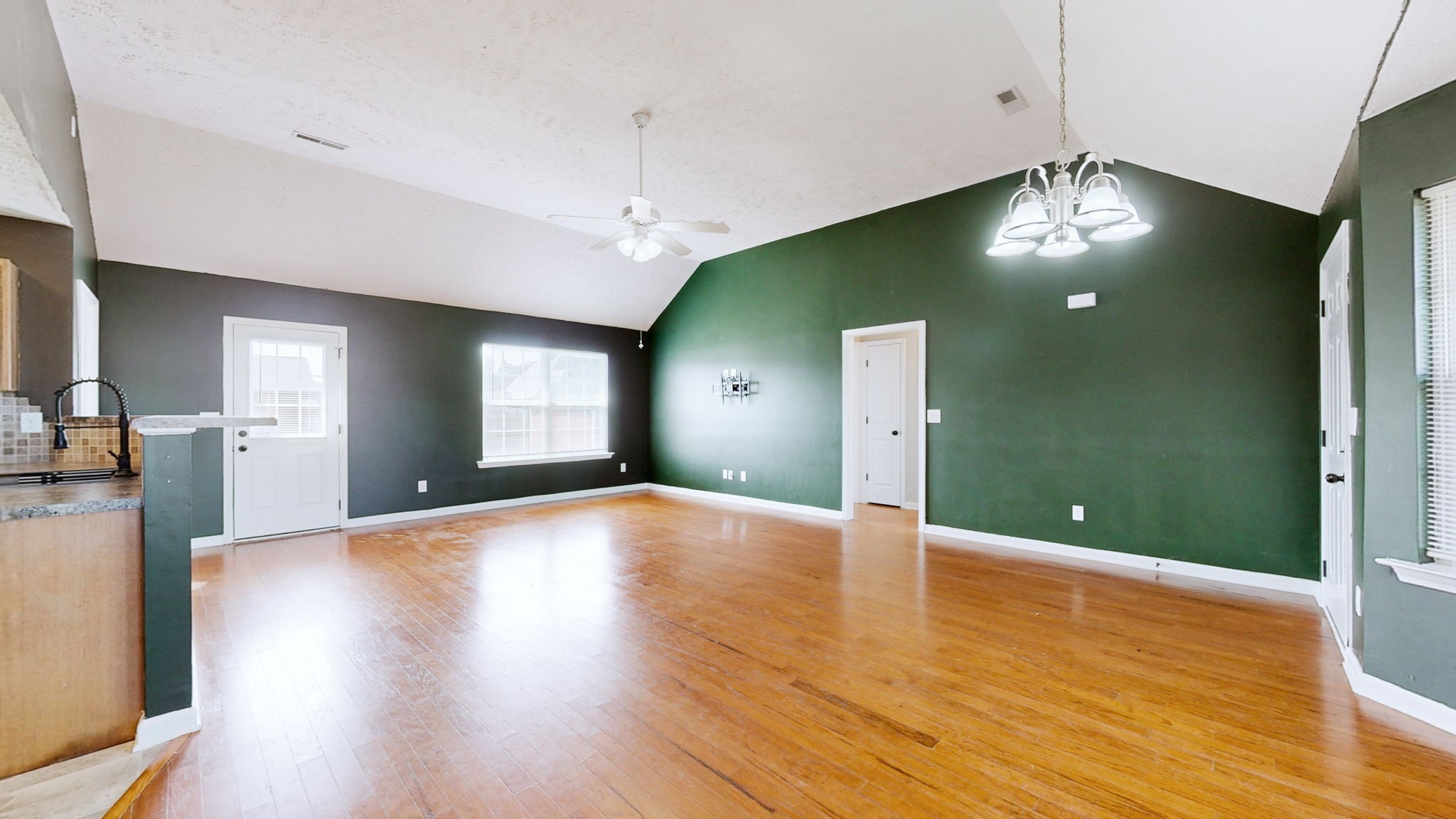 2716 Ridgewood Drive Christiana, TN 37037 - Photo 5 of 32