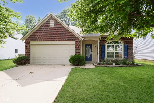 $2,250 | 18010 Cristin Way, Westfield, IN 46062