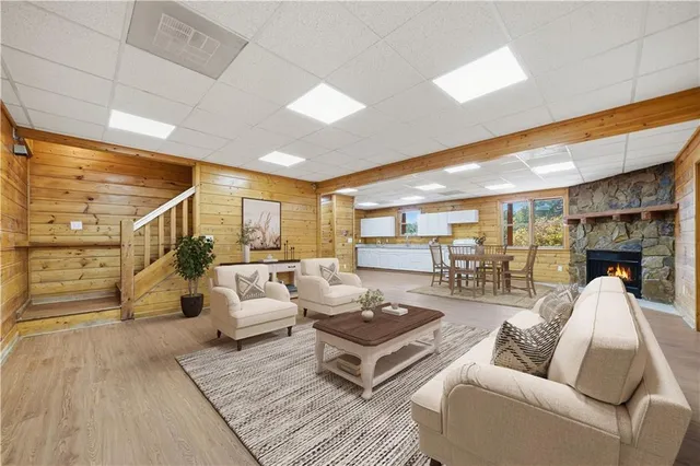 a view of a backyard with plants and mountain