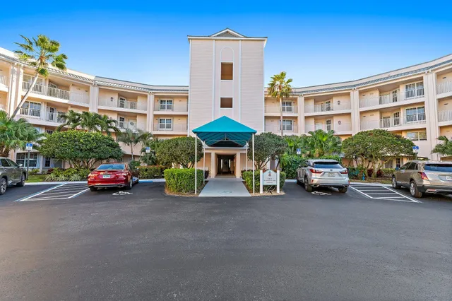 $629,900 | 5800 Northeast Island Cove Way, Unit 2107, Stuart, FL 34996