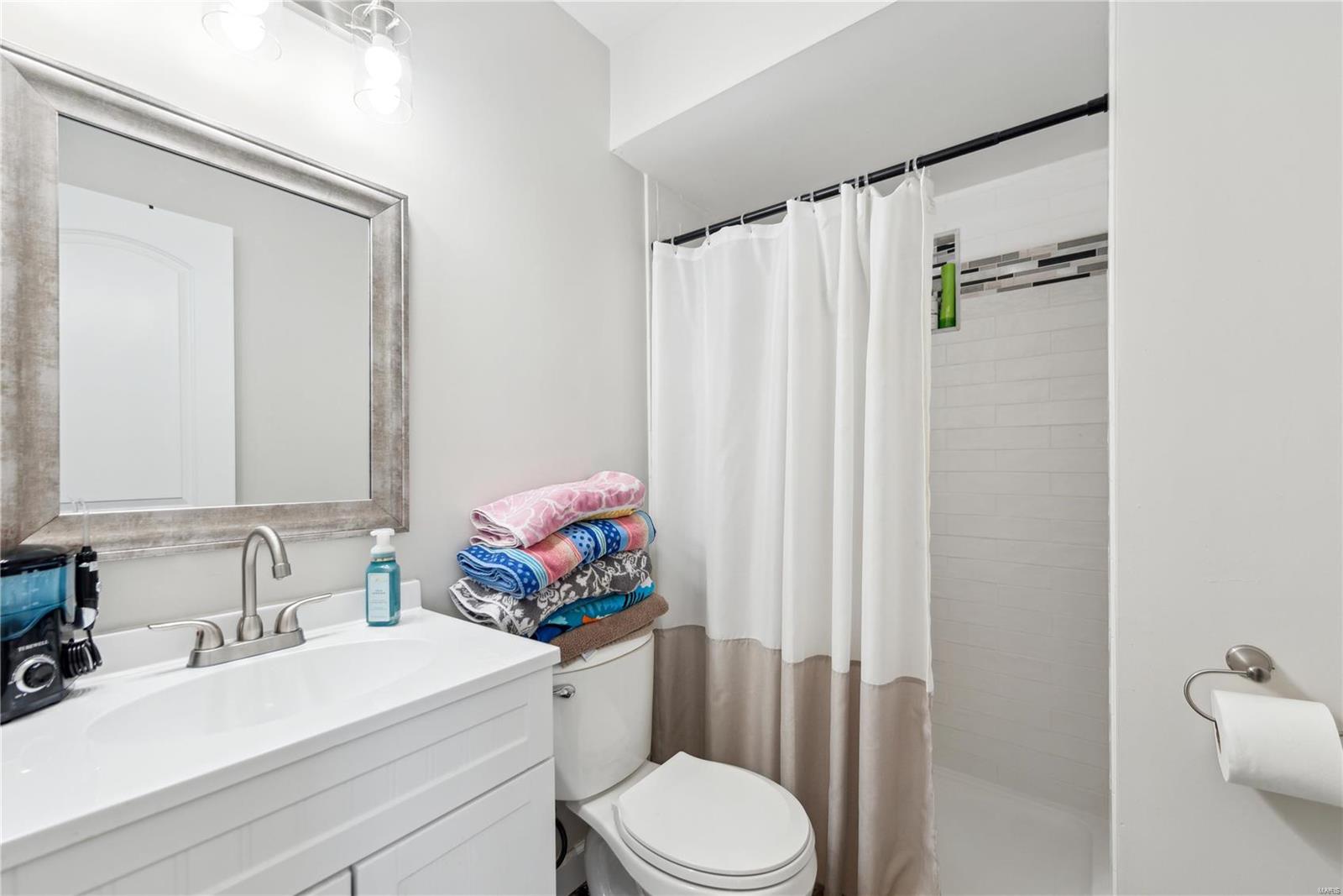 861 Forest Village Drive Ballwin, MO 63021 - Photo 10 of 21