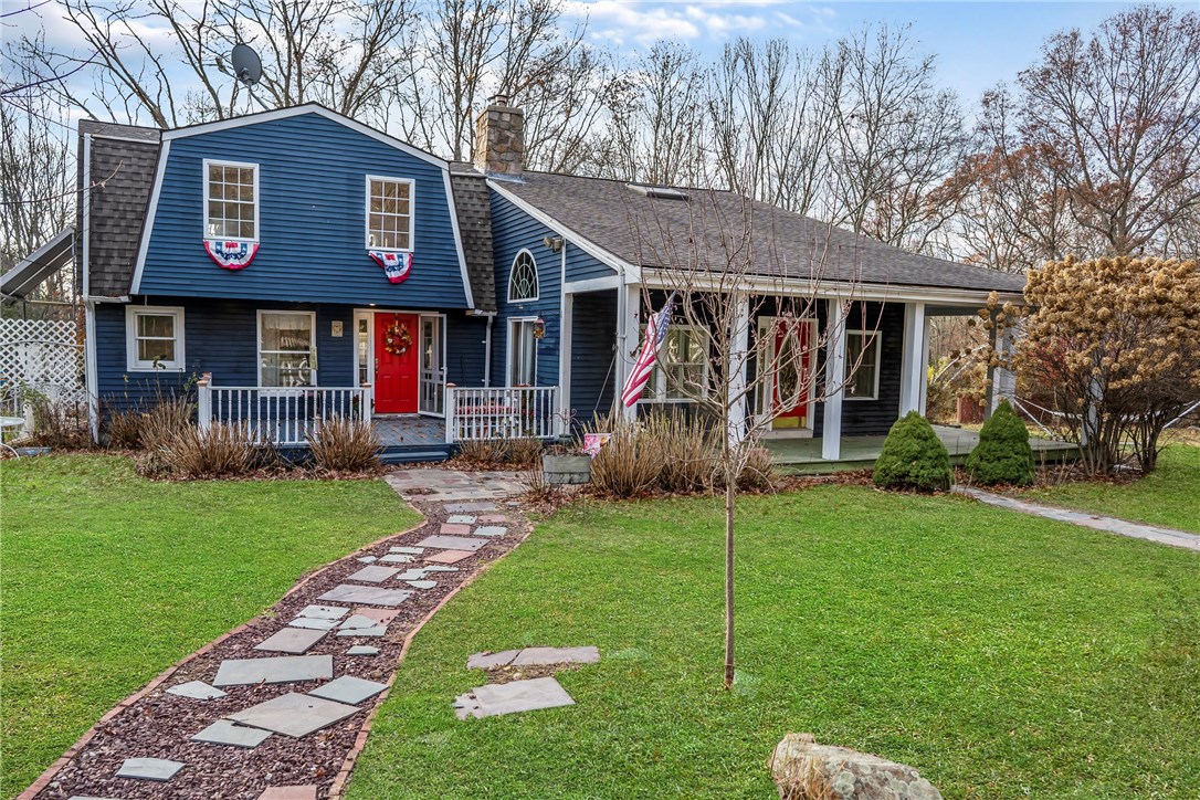366 Gardiner Road Richmond, RI 02892 - Photo 1 of 36