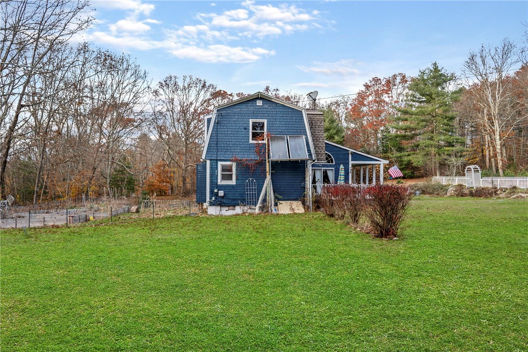 366 Gardiner Road Richmond, RI 02892 - Photo 12 of 36