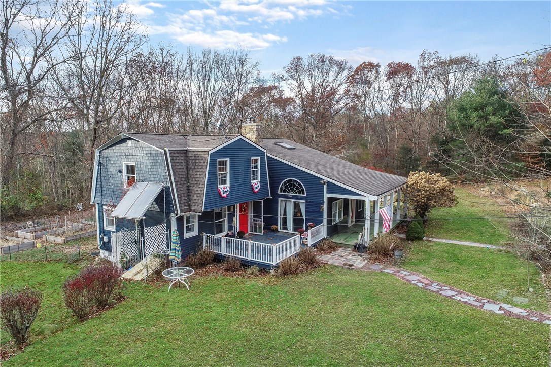 366 Gardiner Road Richmond, RI 02892 - Photo 3 of 36