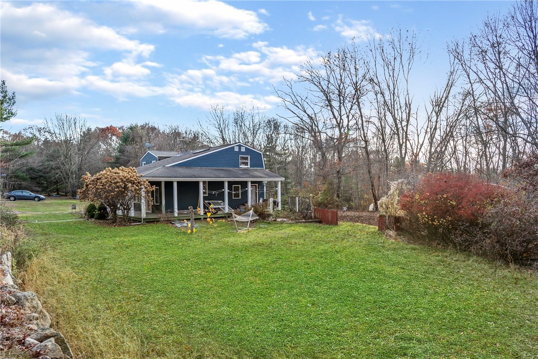 366 Gardiner Road Richmond, RI 02892 - Photo 9 of 36