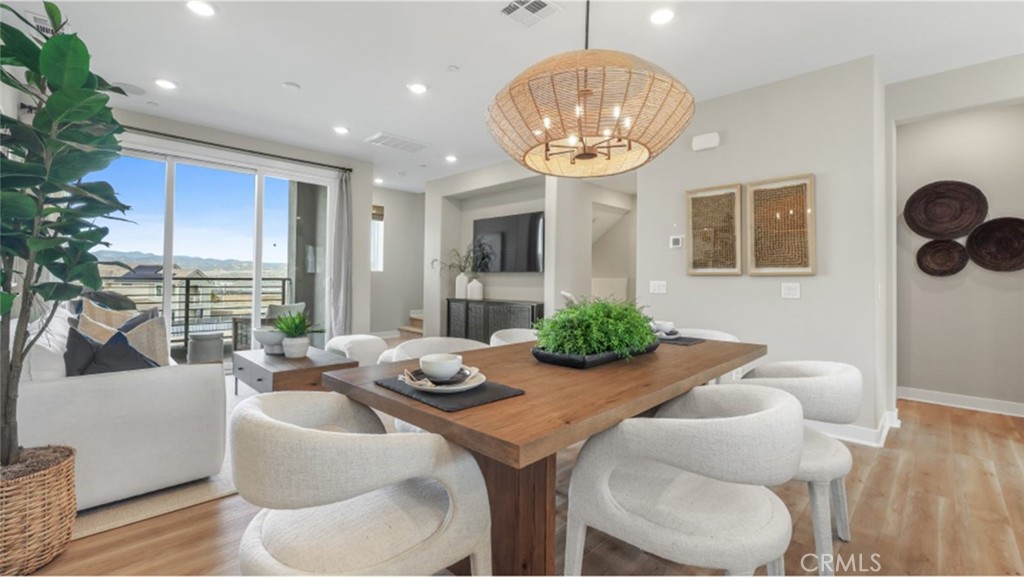 26676 Blue Hls Loop Valencia, CA 91381 - Photo 6 of 23 Photos shown are of model only- not actual homesite.