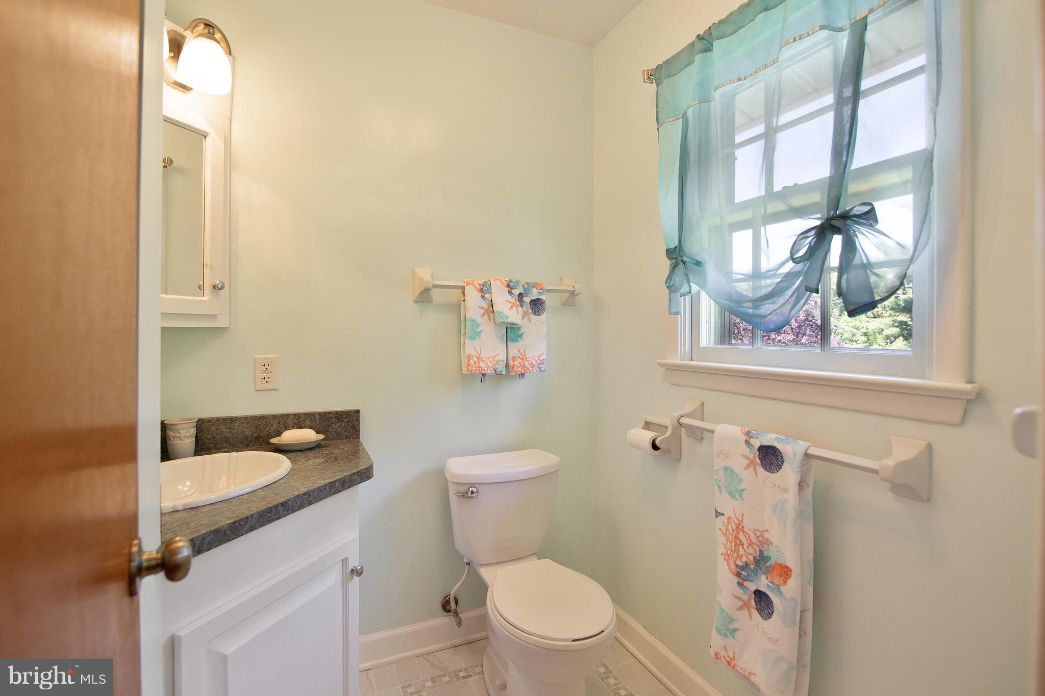 7918 Edgewood Farm Road Frederick, MD 21702 - Photo 22 of 30 Bath (Master)