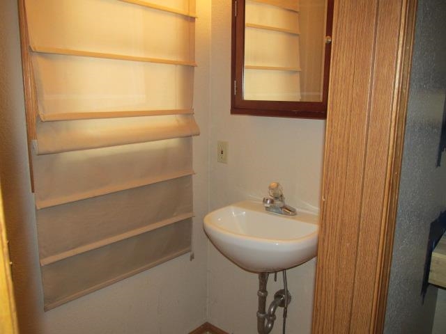 847 West Chestnut Street Freeport, IL 61032 - Photo 8 of 17