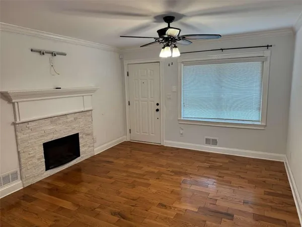 $1,925 | 837 Parkstone Drive, Stone Mountain, GA 30083