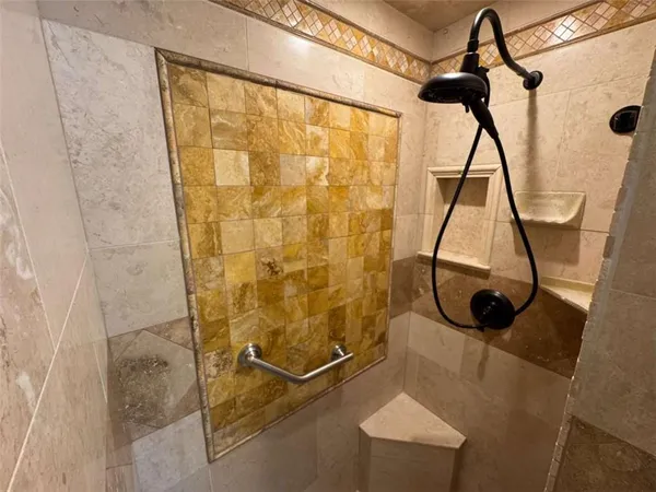 $1,925 | 837 Parkstone Drive, Stone Mountain, GA 30083